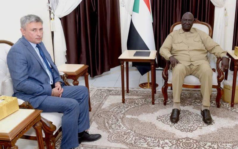 مالك عقار يلتقي سفير جمهورية روسيا الإتحادية لدى السودان
