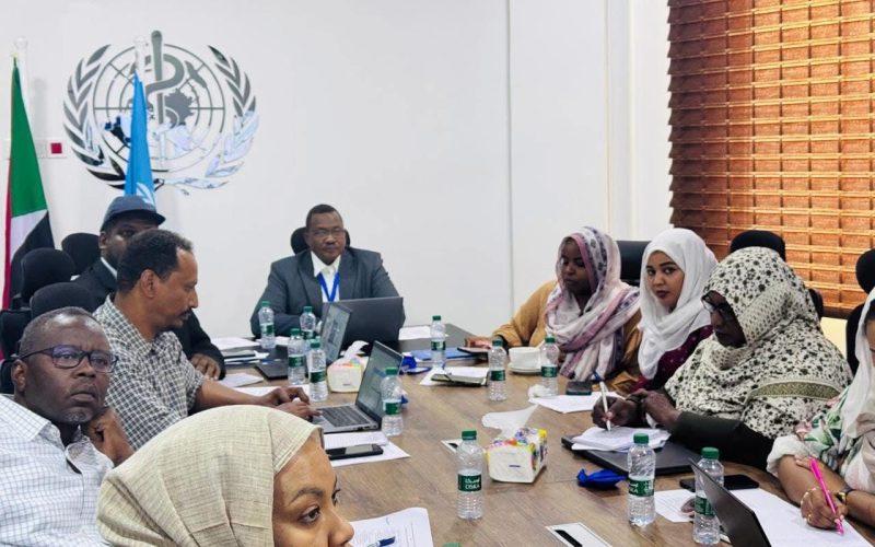 الصحة: مراجعة النظام الالكتروني للترصد المرضي والاستجابة للامراض الوبائية بولايتي شرق وسط دارفور