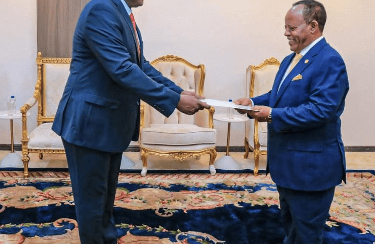 السفير الزين إبراهيم يقدم أوراق اعتماده سفيراً فوق العادة ومفوضا لدى إثيوبيا