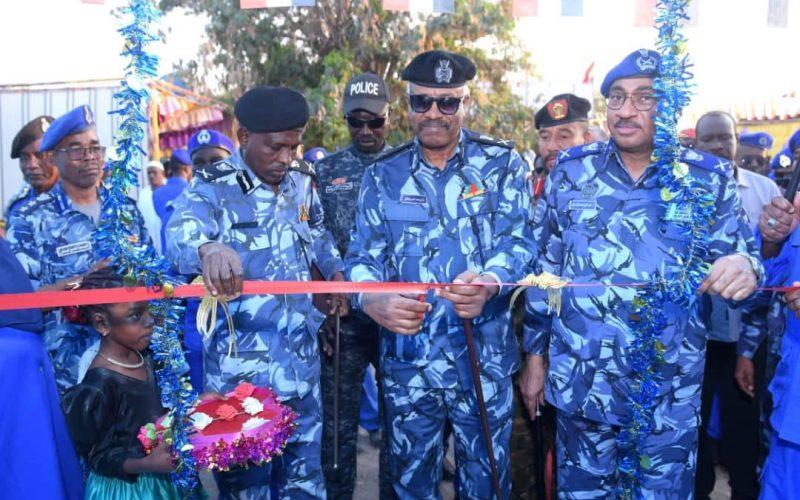 افتتاح مركز جوازات حلفا وصالة جوازات مطار كسلا