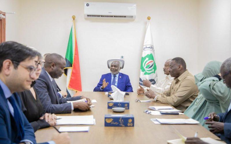 برنامج الأمم المتحدة الإنمائي يعلن الإنتقال من العون الإنساني إلى العمل التنموي ووزير المالية يحدد الأولويات