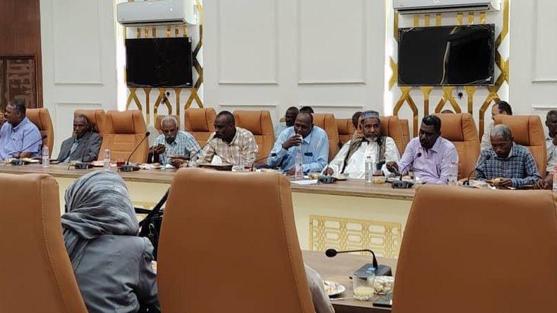 المالية تؤكد أهمية استخدام التحصيل والسداد الإلكتروني