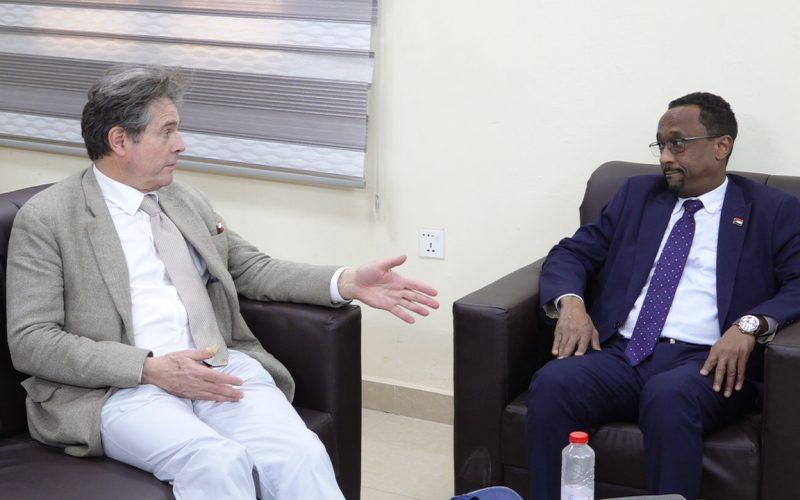 تعاون بين السودان وبريطانيا لاستعادة الآثار السودانية المنهوبة