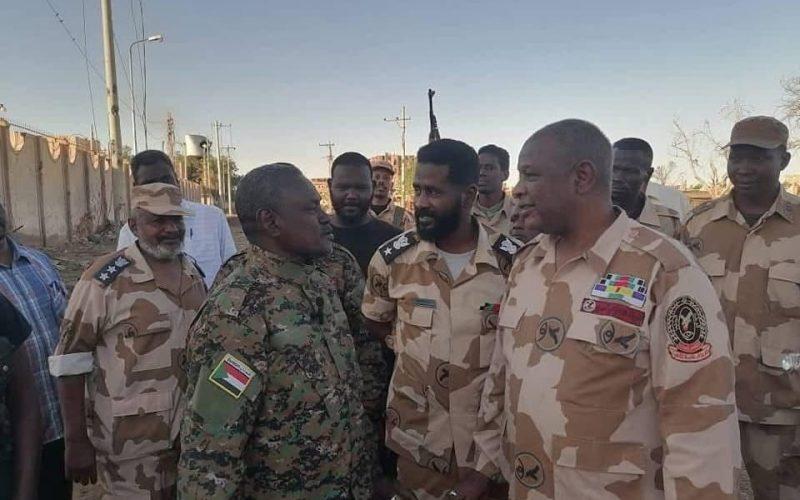 والي ولاية الخرطوم يقدم واجب العزاء في شهداء قوات الإحتياطي المركزي