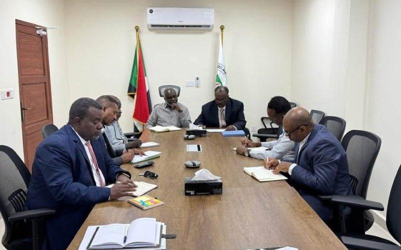 جبريل: الحكومة مهتمة بالتحضير المبكر للموسم الصيفي