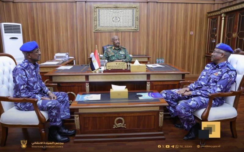 خلال لقاء مع البرهان .. دينكاوي: أي شخص يحمل الرقم الوطني يحق له الحصول على الجواز