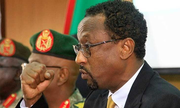 خالد الإعيسر يُحذر من تأثيرات غرف الإلكترونية داخلية وخارجية