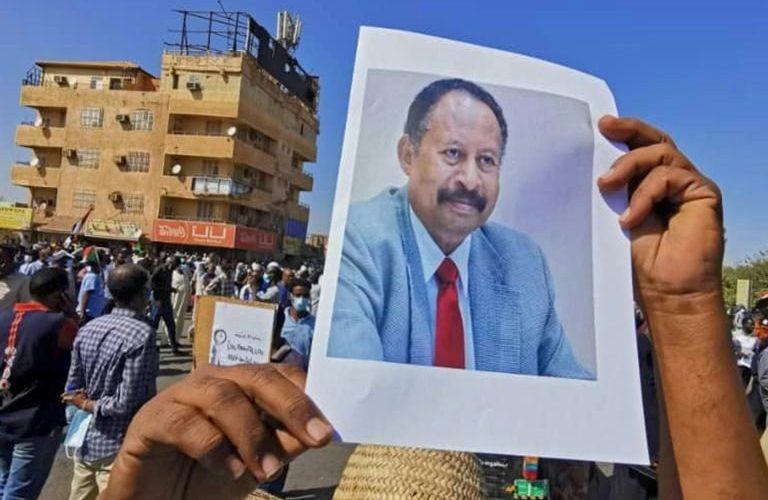 لجان مقاومة تنفي صلتها بتحالف صمود برئاسة حمدوك