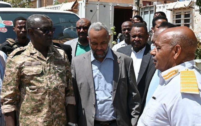 وزير الصحة الاتحادي يتفقد القمسيون الطبي