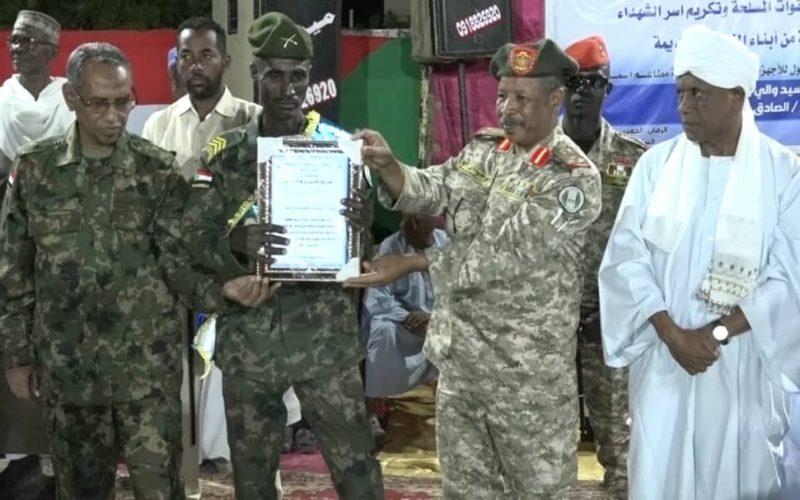 كسلا تكرّم أبطال الشرقيه بالجيش عقب عودتهم من القياده العامة