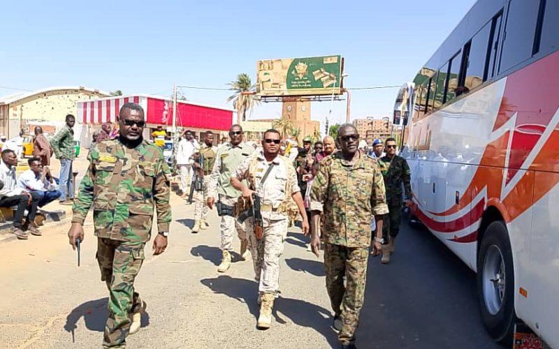 والي الخرطوم يودع قافلة العودة الطوعية الثالثة لولاية الجزيرة