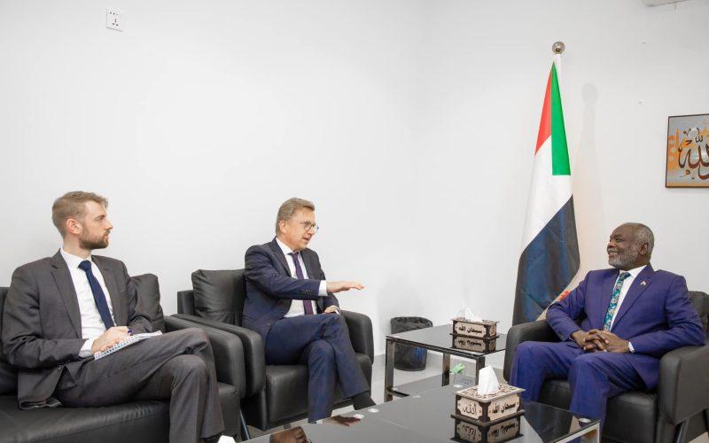 وزير المالية يلتقي المبعوث الألماني الخاص للقرن الأفريقي