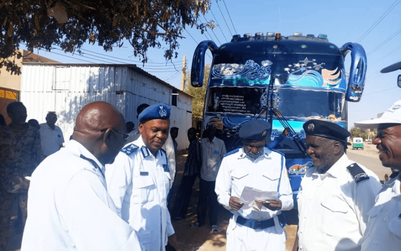 ألف مواطن على متن 25 بصًا يغادرون أمدرمان