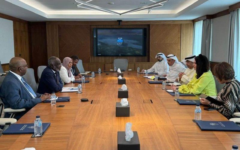 وزير المالية والتخطيط الاقتصادي يلتقي الهيئة العامة للاستثمار