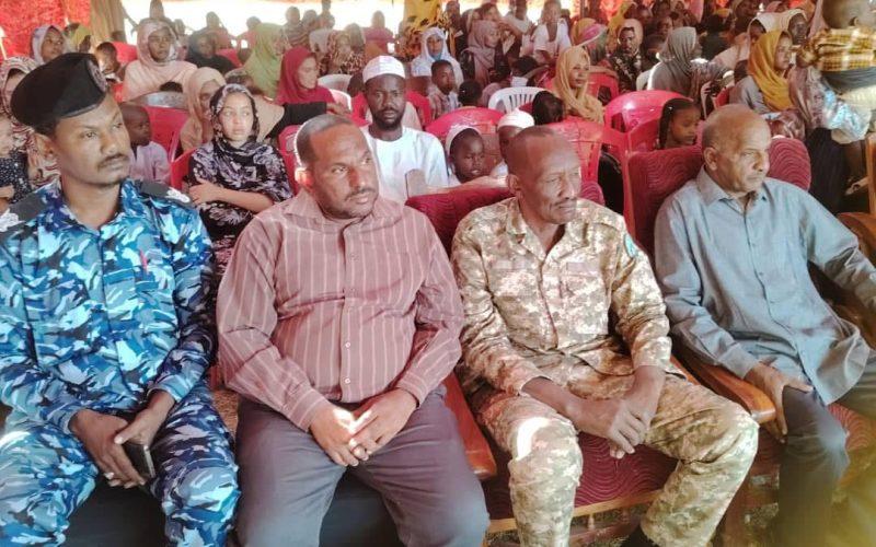 والي سنار يشهد تدشين الشرطة المجتمعية حزمة من البرامج الاجتماعية والخدمية بأحياء الولاية