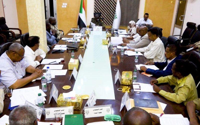 والي الشمالية يؤكد دعم جهود تهيئة البيئة السكنية لطلاب التعليم العالي