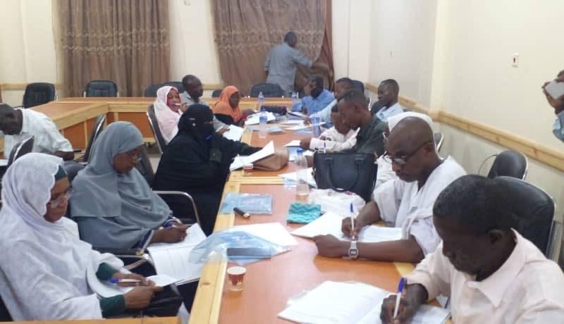 تدريب 400 معلمة ومعلمة في المرحلة المتوسطة بالقضارف