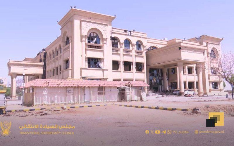 الأمين العام لمجلس السيادة يؤكد إنتهاء المرحلة الأولى من مشروع إعادة تأهيل القصر الجمهوري