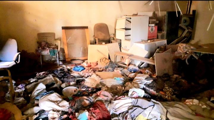 مليشيا الدعم السريع تحول مكتب التعليم بالخرطوم مستودعاً للمنهوبات وتدمر الاف السيارات بالسوق المركزي