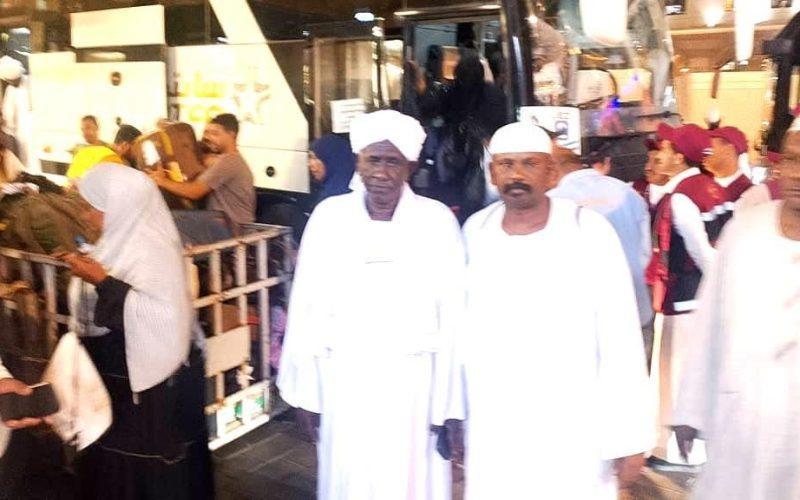 وصول أربعة أفواج من حجاج ولاية النيل الأبيض إلى المدينة المنورة