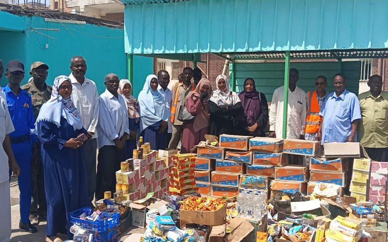 حملة رقابية كبرى بالسوق العمومي القضارف تضبط لحوماً فاسدة وسلعاً منتهية الصلاحية