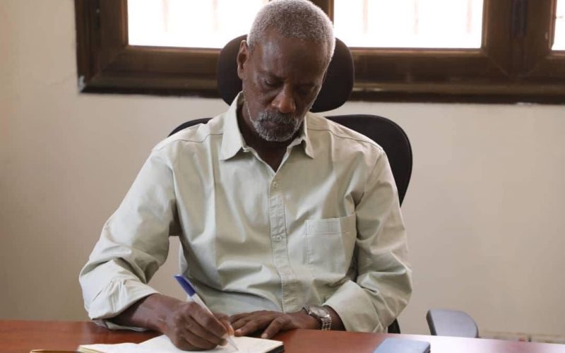 مدير جامعة الجزيرة يقف على إستعدادات الكليات لإستئناف الدراسة والتحديات والحلول