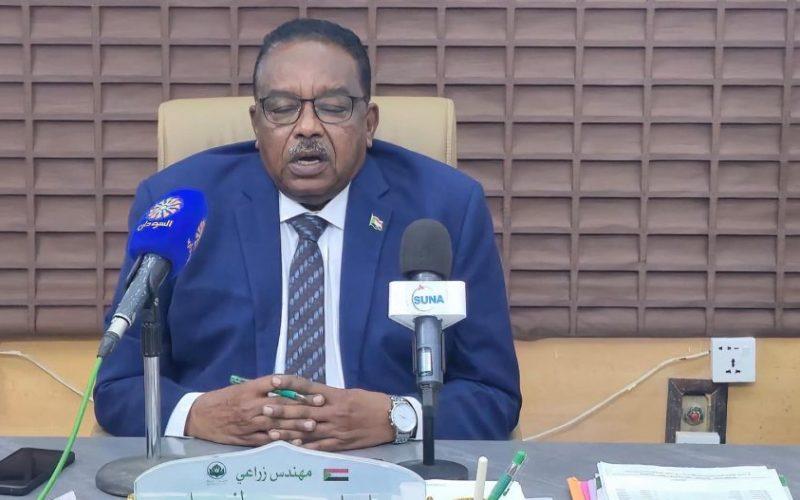 محافظ مشروع الجزيرة يعلن وصول تقاوي الذرة للمخازن وتوزيعها مجانًا