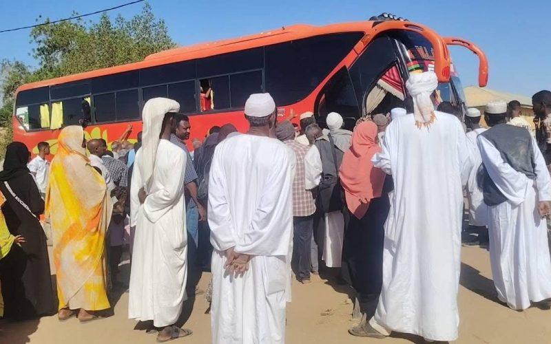 مروي تودع الفوج السابع من الوافدين إلى ولاية الخرطوم