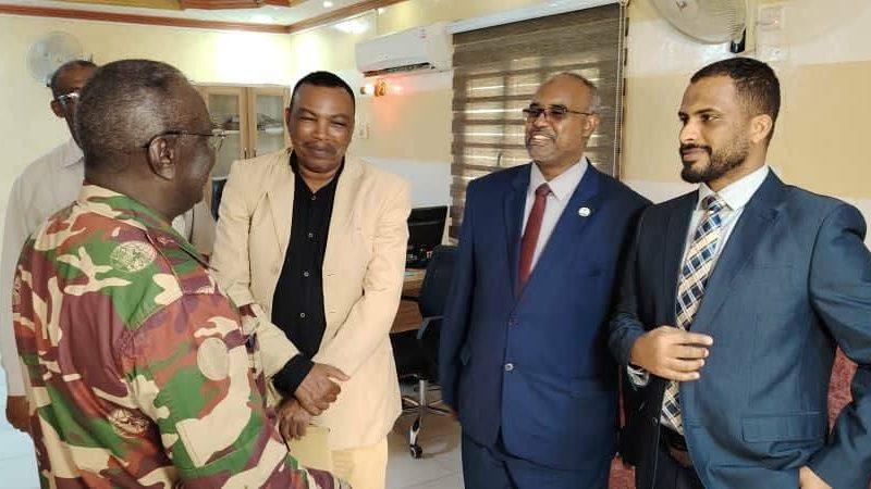 والي النيل الأبيض يشيد بدور وزارة الصحة الاتحادية في دعم المؤسسات الصحية بالولاية