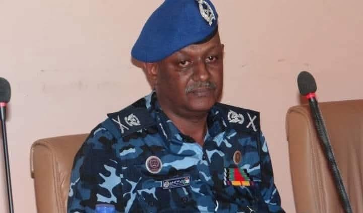 اللواء شرطة /سامي حامد أحمد حريز رئيس هيئة التدريب مشرف القطاع الشرقي يتفقد شرطة ولاية كسلا