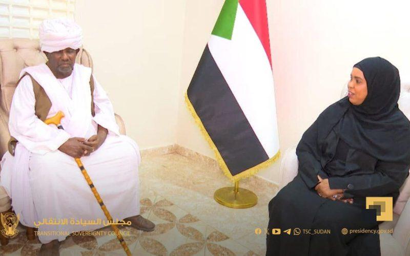 عضو مجلس السيادة د. نوارة أبو محمد تلتقي وفد قبيلة البشاريين