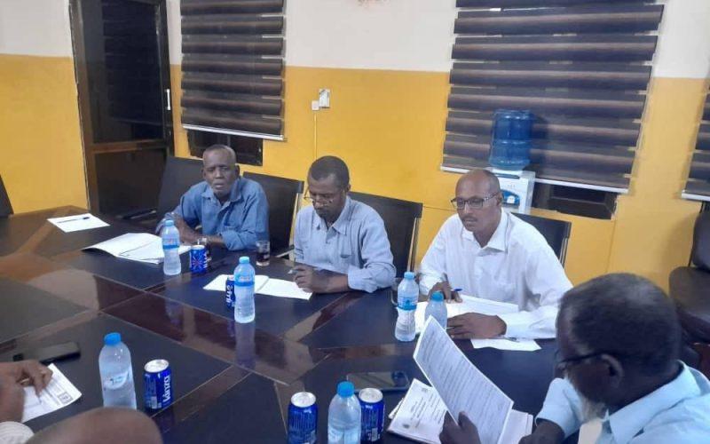 اللجنة المشتركة للتأمين الصحي بكسلا تبحث تقنين بطاقات الأسر الفقيرة