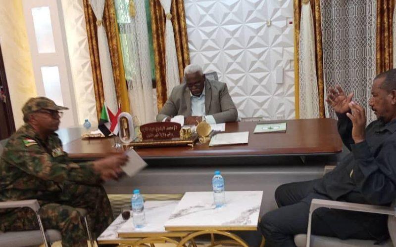 والي ولاية نهر النيل يوجه بفتح معسكرات التدريب العسكري المتقدم والنوعي للمستنفرين بالمحليات