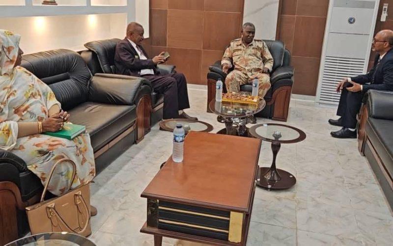 والي سنار يلتقي مسجل عام أراضي السودان