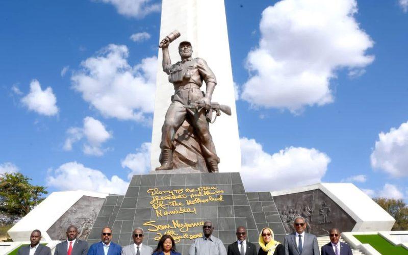 عقار يؤكّد حرص السودان على تطوير علاقاته مع ناميبيا ويثني على تجربتها في بناء دولة قوية ومستقرة