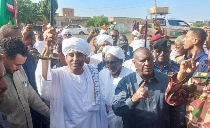 رئيس الوزراء: الطرق الصوفية من ممسكات الوحدة الوطنية