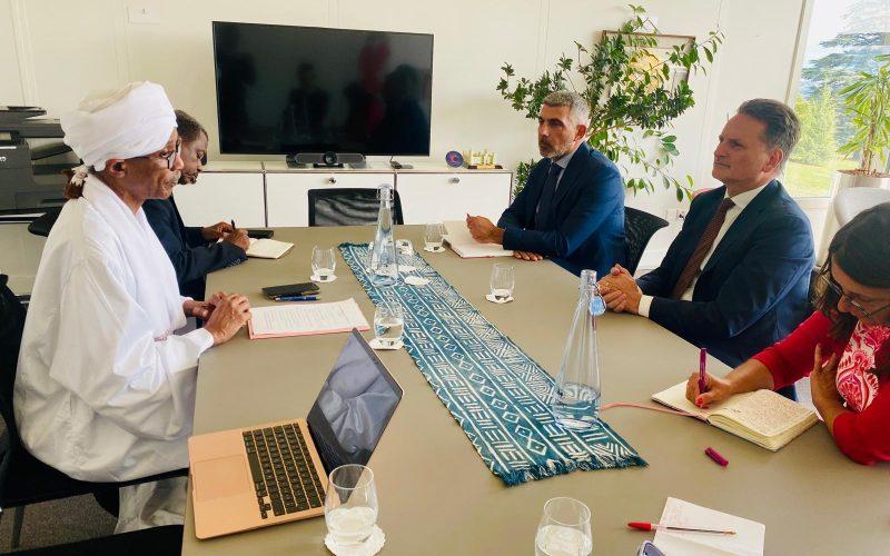 المندوب الدائم بجنيف يطلع المدير العام للجنة الدولية للصليب الأحمر على انتهاكات المليشيا وحصار الفاشر وتورط مرتزقة أجانب