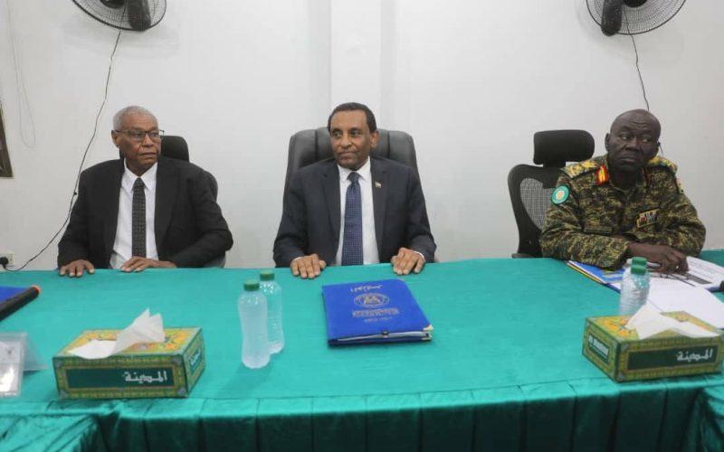رئيس مجلس الوزراء يترأس إجتماع لجنة ضبط الأمن وفرض هيبة الدولة بولاية الخرطوم