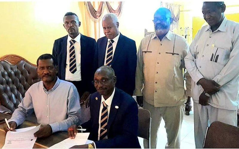 المالية بالشمالية وشركة جياد للاثاثات توقعان عقد الاجلاس المدرسي