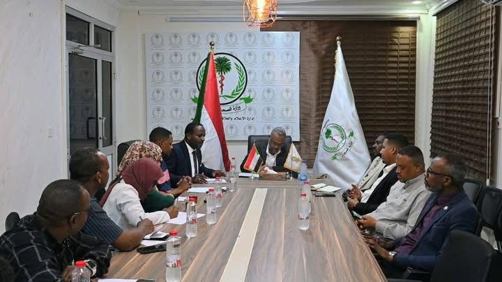 في اجتماع مع إتحاد شباب السودان وكيل الصحة: الشباب هم من يصنعون الفارق في أوقات الأزمات