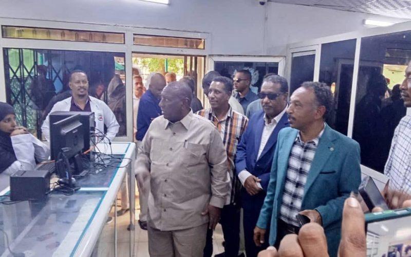 والي الجزيرة يشيد بالتأمين الصحي وإنتشاره عبر 187 مرفقاً صحياً