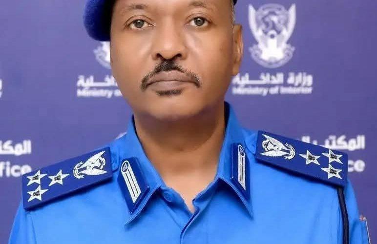 الناطق الرسمي باسم قوات الشرطة رئيس اللجنة الإعلامية لضبط الأمن وفرض هيبة الدولة بولاية الخرطوم يستعرض مجهودات اللجان