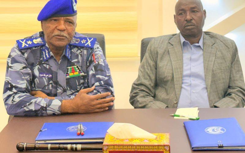 إكتمال إجراءات التسليم والتسلم بين رئيس هيئة الشئون الإدارية السابق والحالى