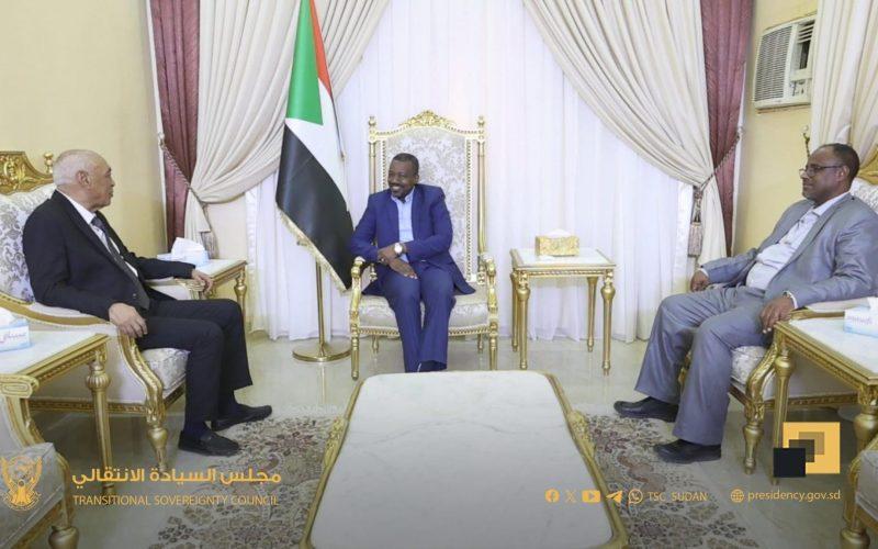 عضو مجلس السيادة عبدالله يحى يشدّد على تفعيل دور المحكمة الدستورية وفرض هيبة الدولة وسيادة القانون