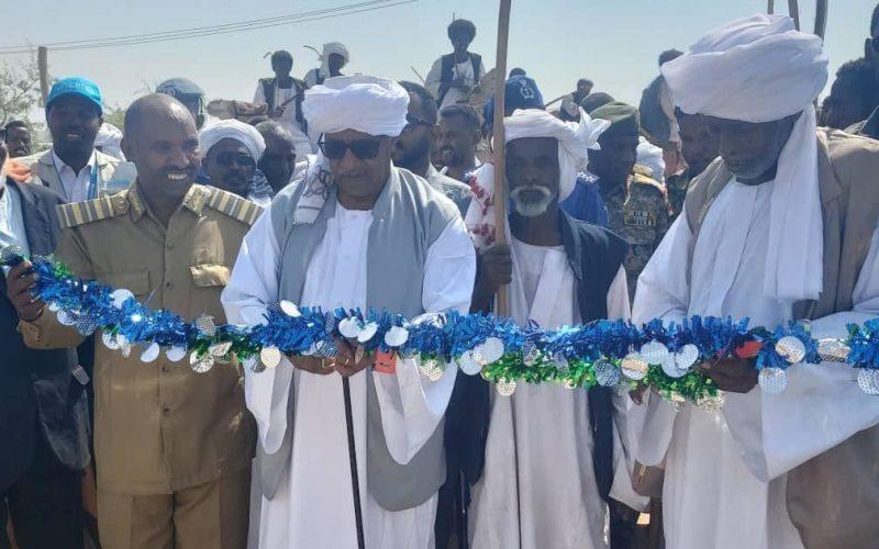 والي البحر الأحمر يفتتح عدداً من المشاريع الخدمية بمحلية سنكات