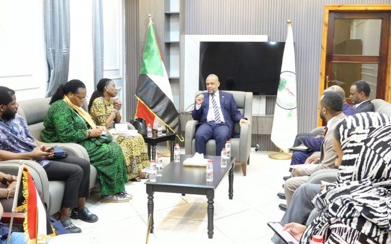 السودان يعزز شراكته الصحية مع الاتحاد الأفريقي في اجتماع رفيع ببورتسودان