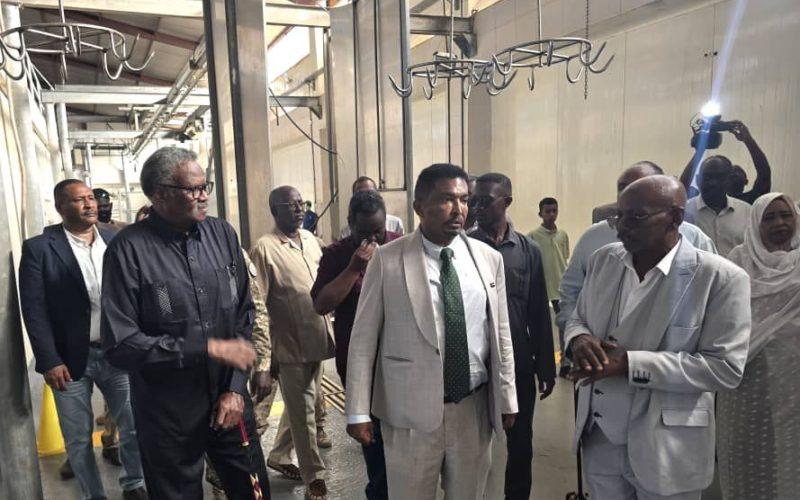 وزير الثروة الحيوانية والسمكية يعلن إضافة خطوط إنتاج جديدة بمسلخ القضارف