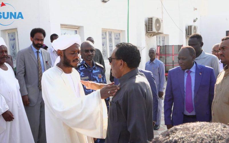 رئيس الوزراء: رحيل الناظر عبد القادر منعم منصور فقد لكل أهل السودان