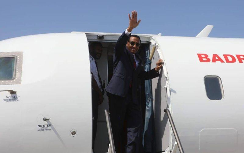 رئيس الوزراء دكتور كامل إدريس يتوجه الى اسمرا في زيارة رسمية