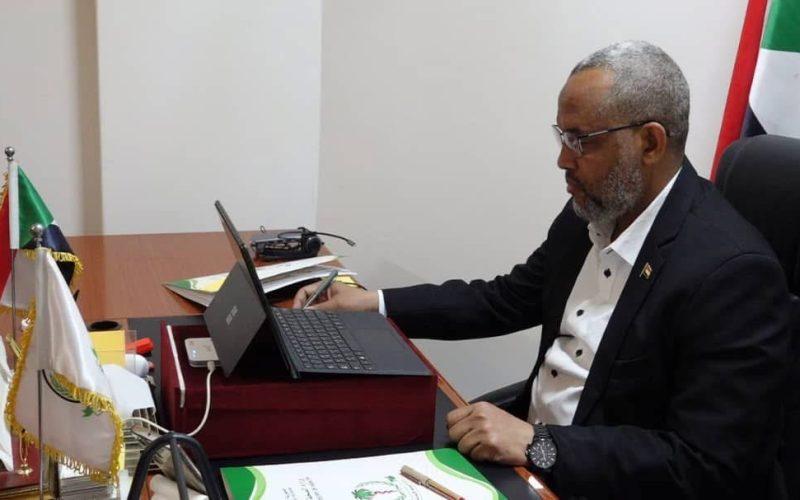 وزير الصحة الاتحادي يخاطب الجلسة الافتتاحية لمنتدى المجلس القومي للمهن الطبية والصحية